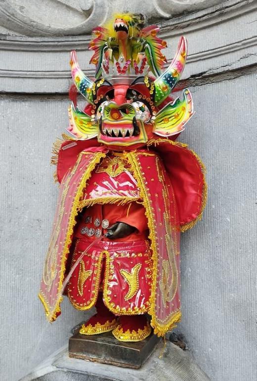 Manneken-Pis et le Carnaval d'Oruro