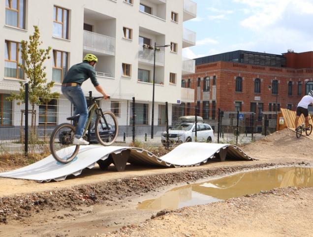 Premier pumptrack de la Ville de Bruxelles 100% durable